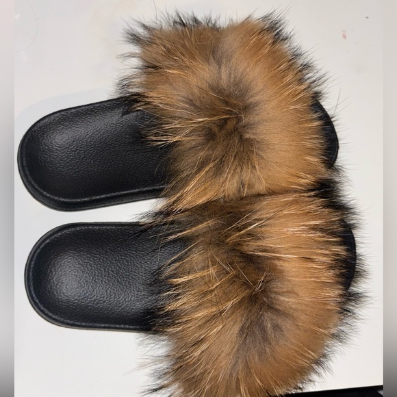 Authentic Raccoon Fur Slides Slippers - Natural Brown - Picture 1 of 3